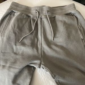 Men's Abercrombie & Fitch Grey Relaxed Joggers - Size Medium